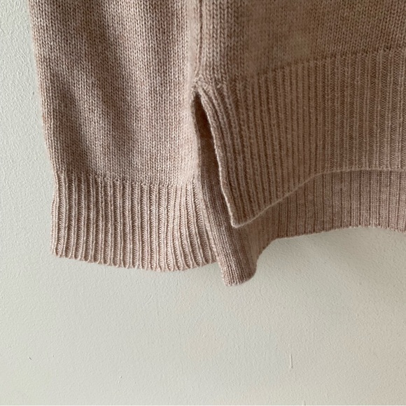 J. Crew V-Neck Wool and Cashmere Blend Sweater Leather Panels in Camel Size XS - Picture 5 of 9